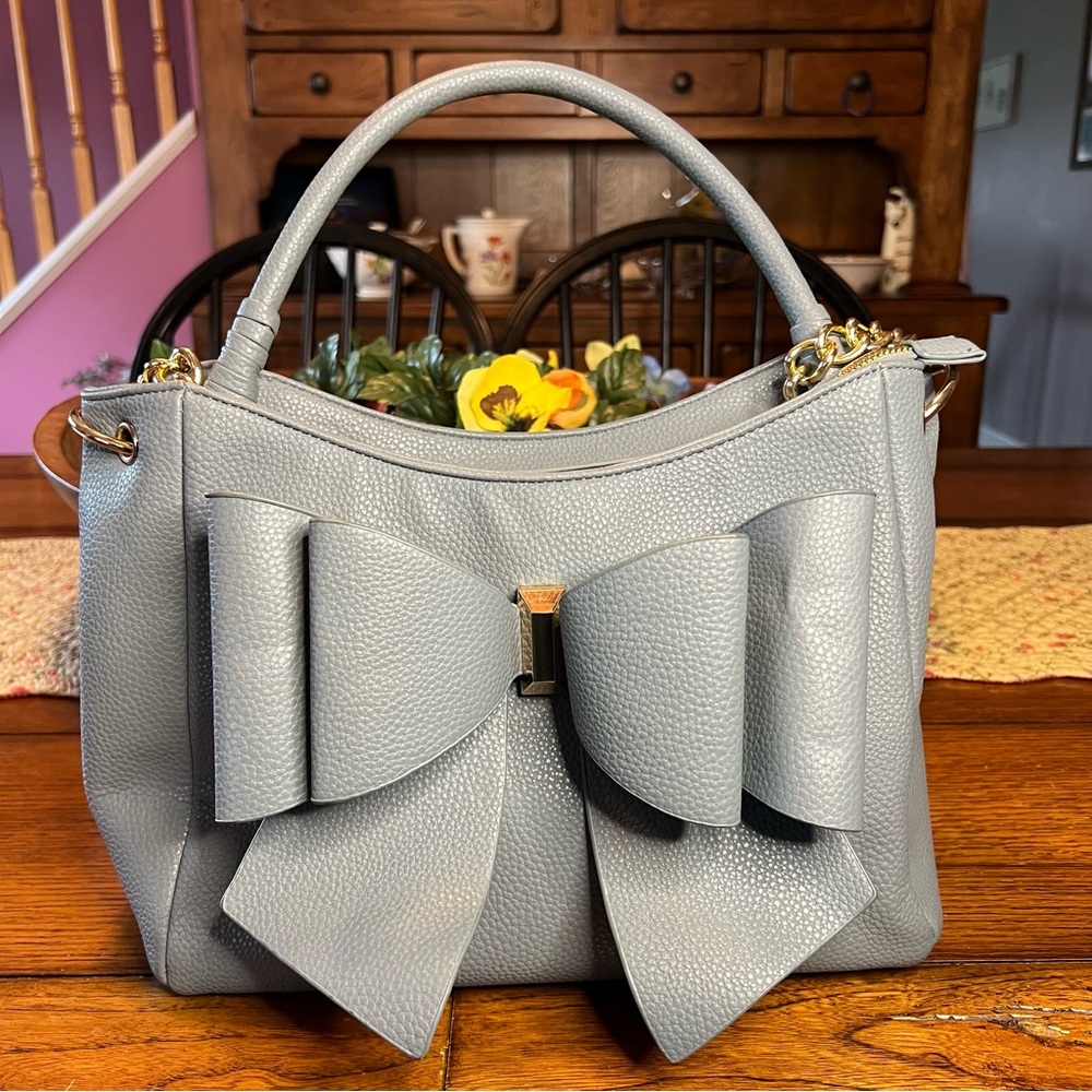 Like Dreams crossbody with bow